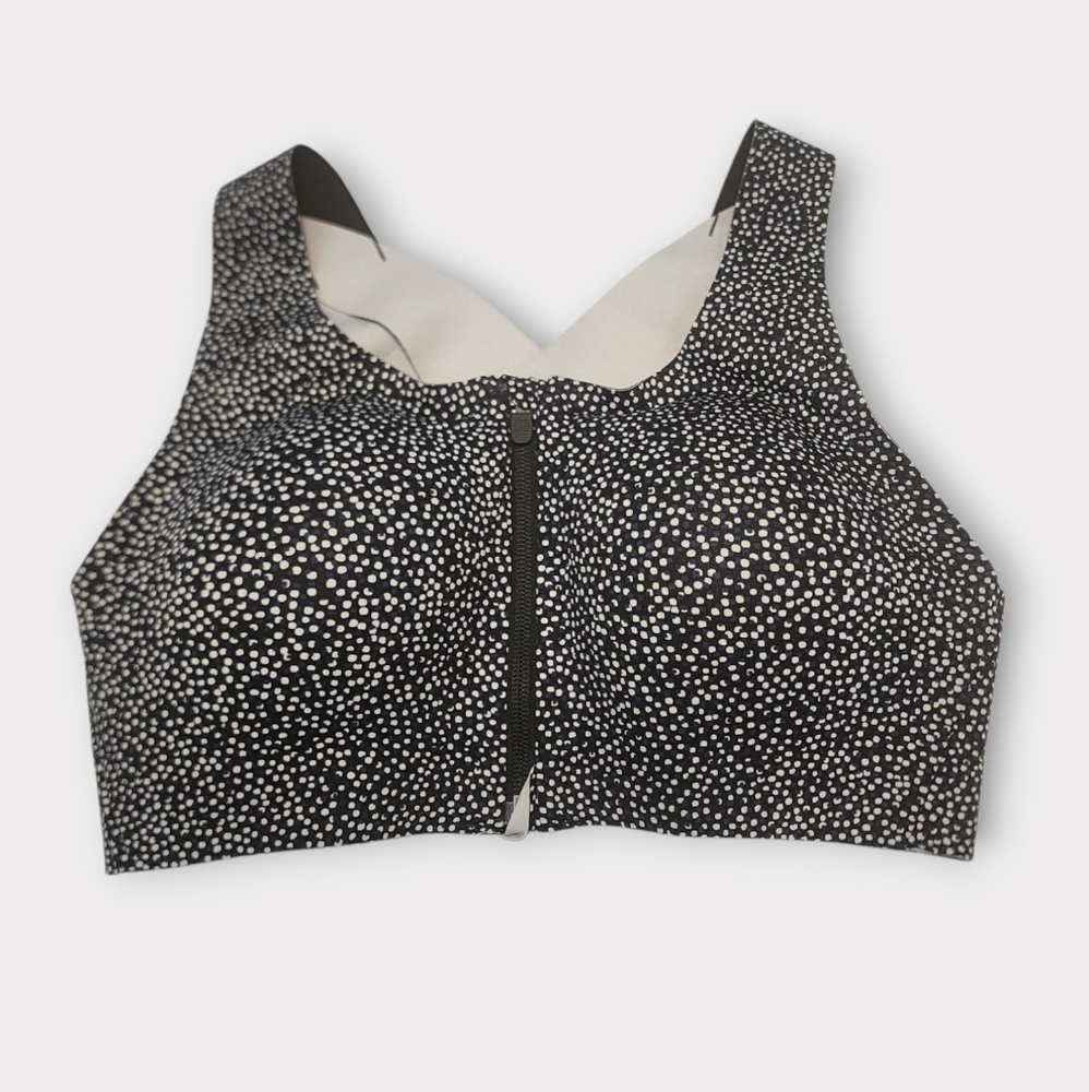 Size 34D - Lululemon Enlite Bra Zip Front